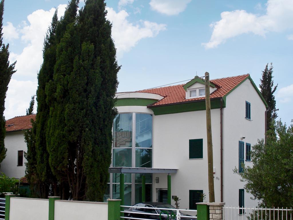 Vila Smirna Sveti Filip i Jakov Exterior foto